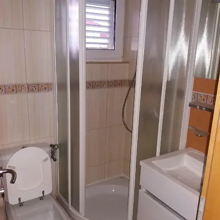 Apartmani-wien, * Vodice